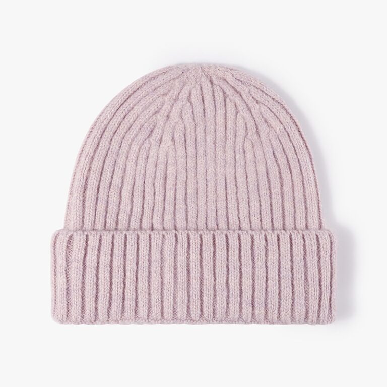 Knitted accessories factory (4)