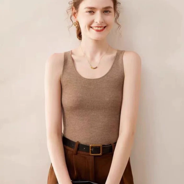 Women's sweater factory (3)
