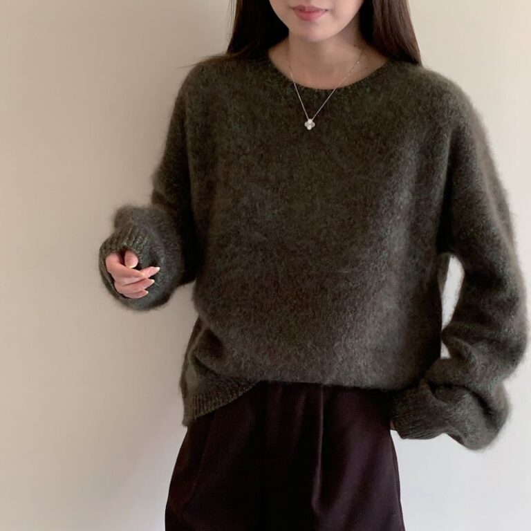 Merino Wool Women's Brushed Sweater (1)